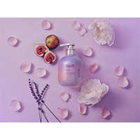 花王 | ～花王、ヘアケアの事業変革を推進～ 「melt（メルト）」うねり